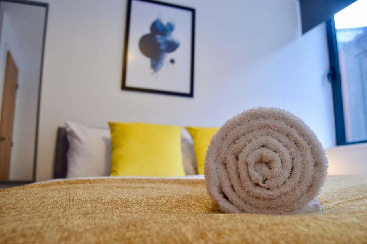 Qh31 - City Centre Location With 2 Double Bedrooms Sleeping Up To 4 People - Spacious Work Or Leisure Apartment Σέφιλντ Εξωτερικό φωτογραφία