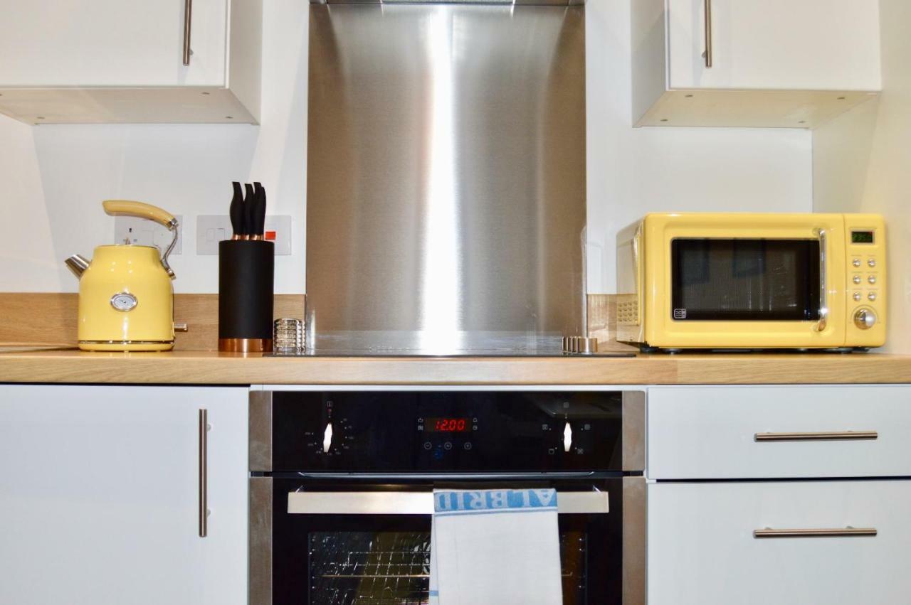 Qh31 - City Centre Location With 2 Double Bedrooms Sleeping Up To 4 People - Spacious Work Or Leisure Apartment Σέφιλντ Εξωτερικό φωτογραφία