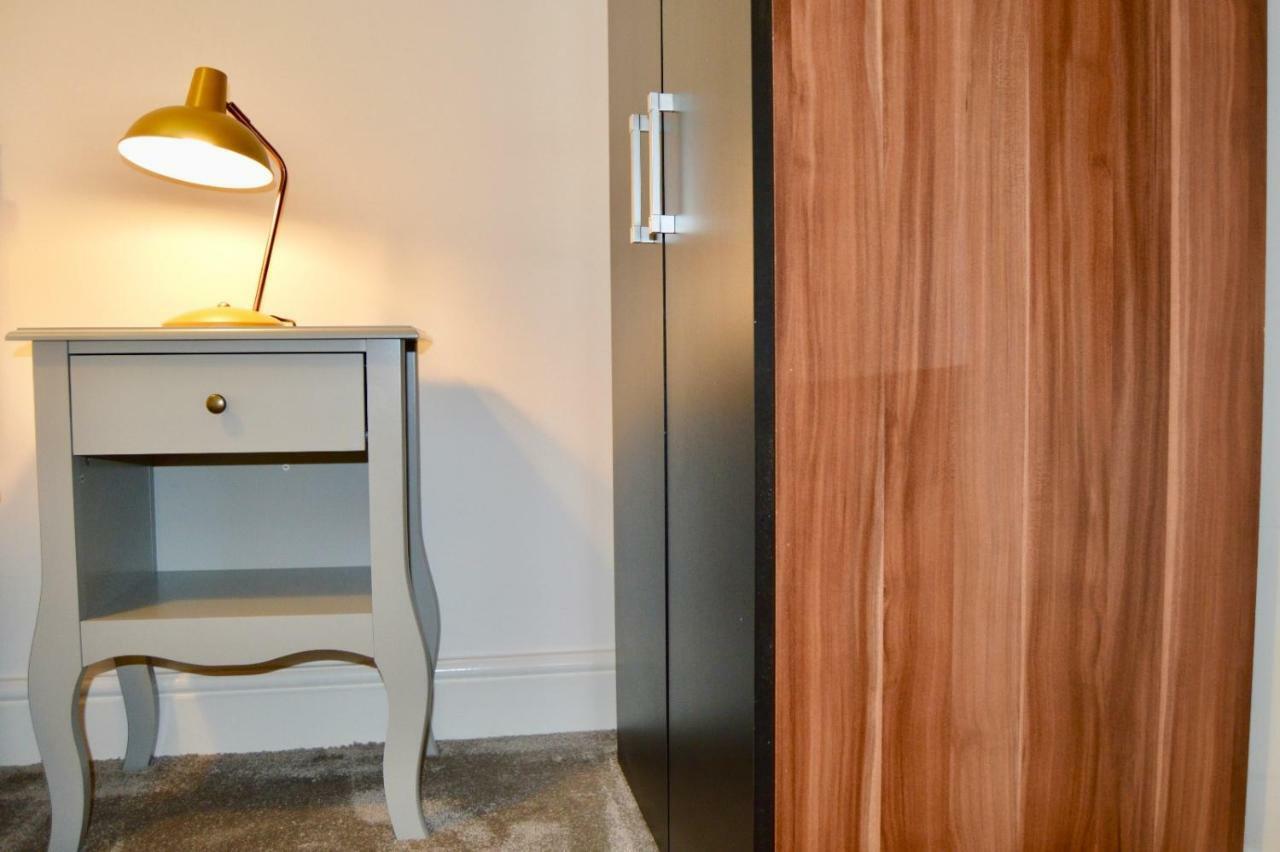 Qh31 - City Centre Location With 2 Double Bedrooms Sleeping Up To 4 People - Spacious Work Or Leisure Apartment Σέφιλντ Εξωτερικό φωτογραφία