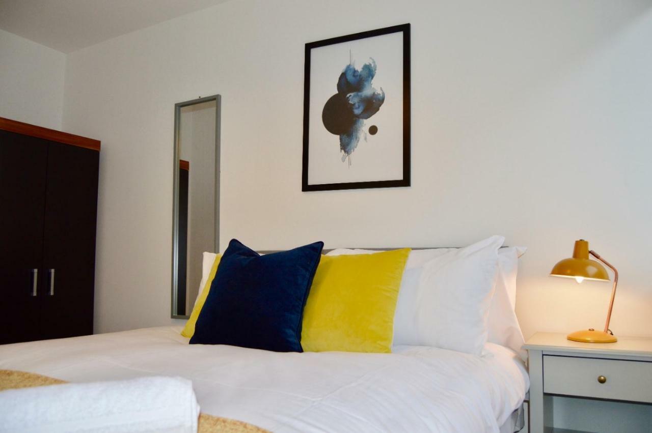 Qh31 - City Centre Location With 2 Double Bedrooms Sleeping Up To 4 People - Spacious Work Or Leisure Apartment Σέφιλντ Εξωτερικό φωτογραφία